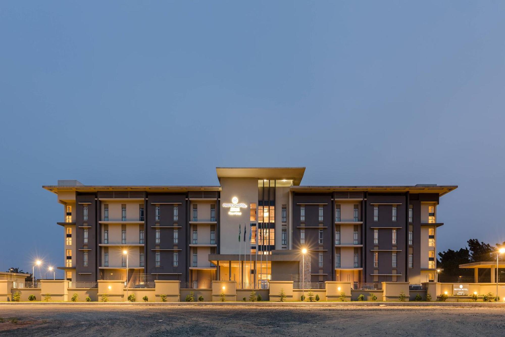 Protea Hotel By Marriott Owerri Select מראה חיצוני תמונה